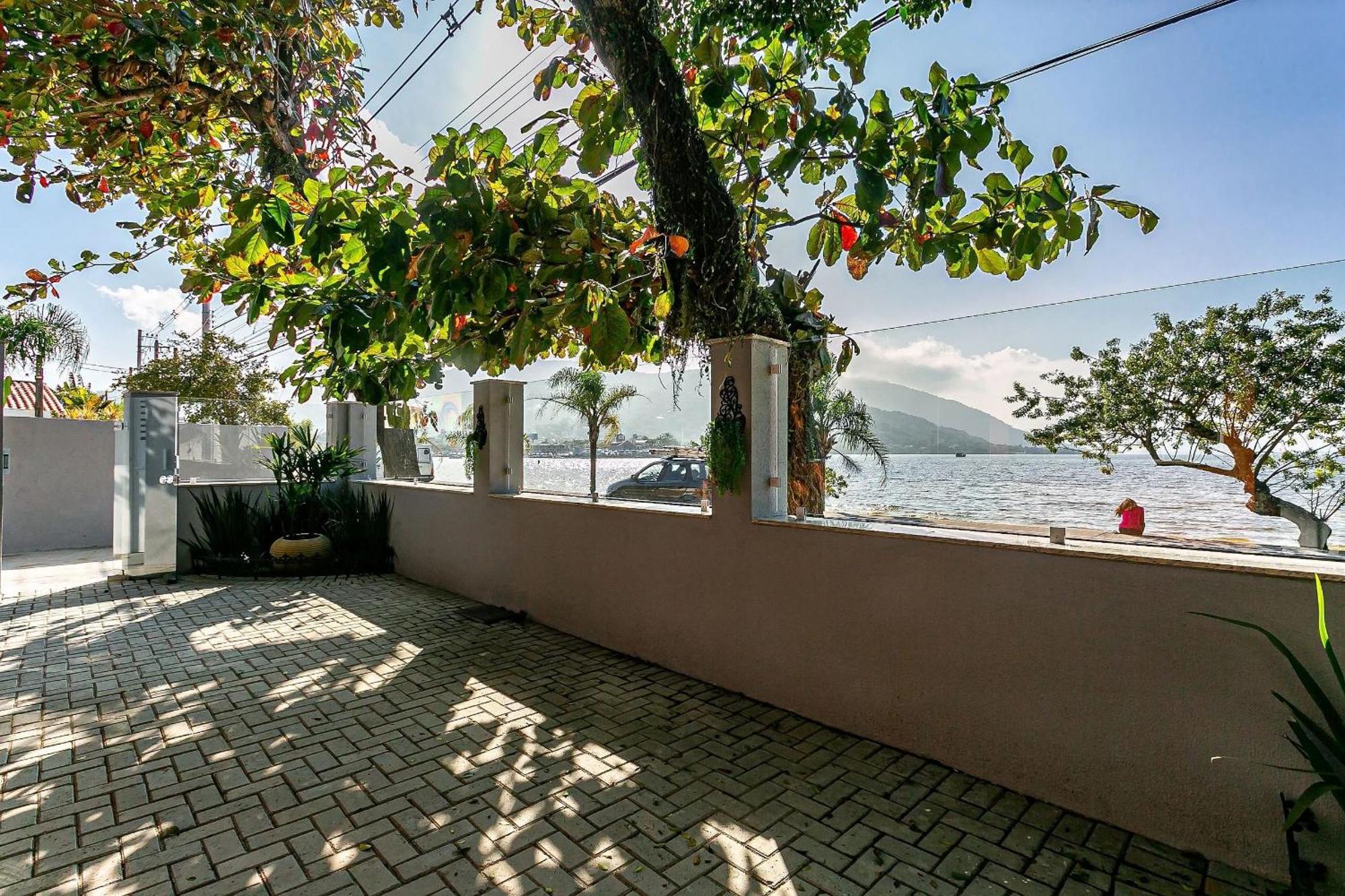 Aptos E De Frente A Lagoa Da Conceicao Sdr Florianopolis